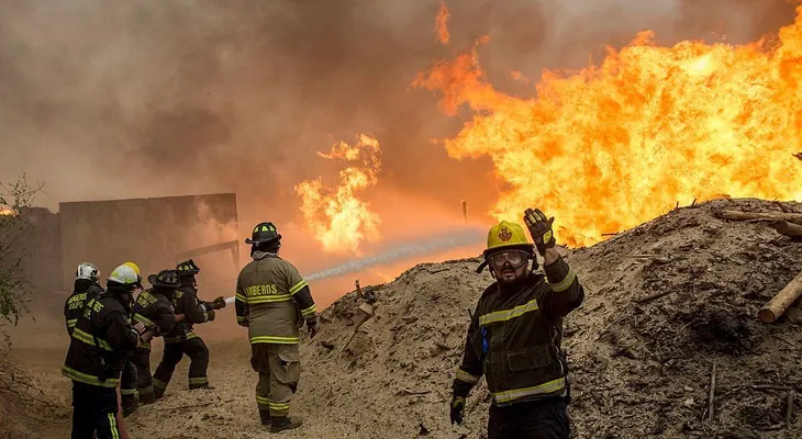 Al menos nueve muertos dejan los incendios en Chile