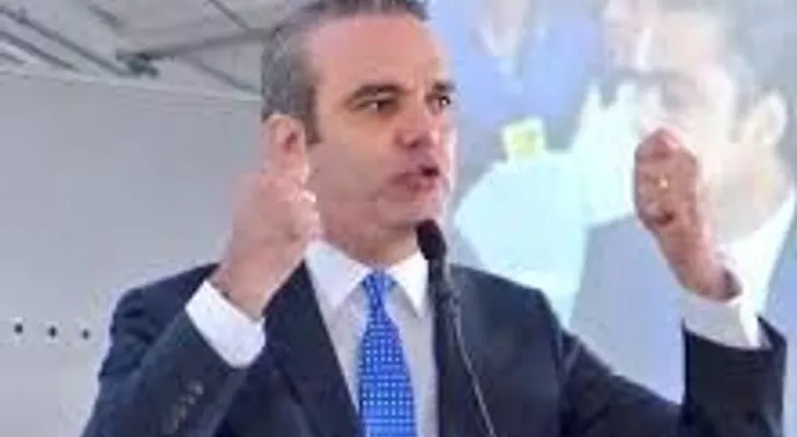 Abinader propone funcionarios y políticos sometan patrimonios al escrutinio público