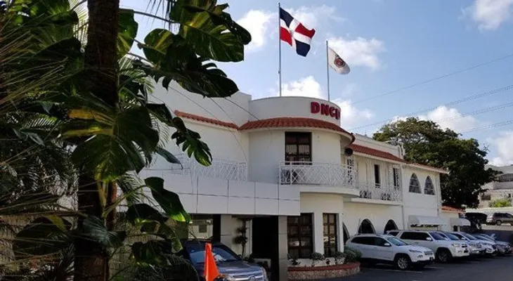 DNCD cancela 4 agentes arrestaron de manera irregular un hombre en Verón