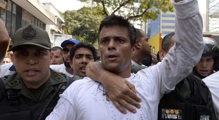 Famosos también se expresan ante excarcelación de Leopoldo López