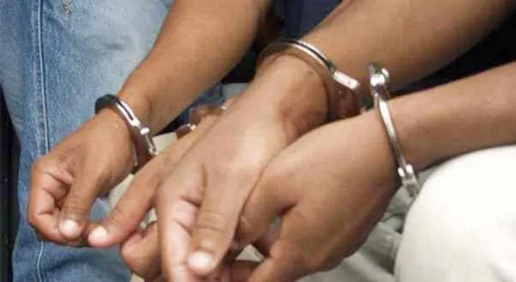 Apresan hombre acusado de robar en casas y establecimientos comerciales de Santiago