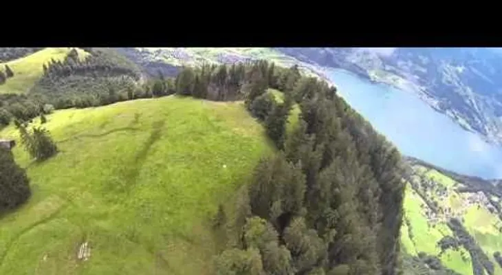Un paracaidista a punto de su muerte graba un impresionante VIDEO en los Alpes