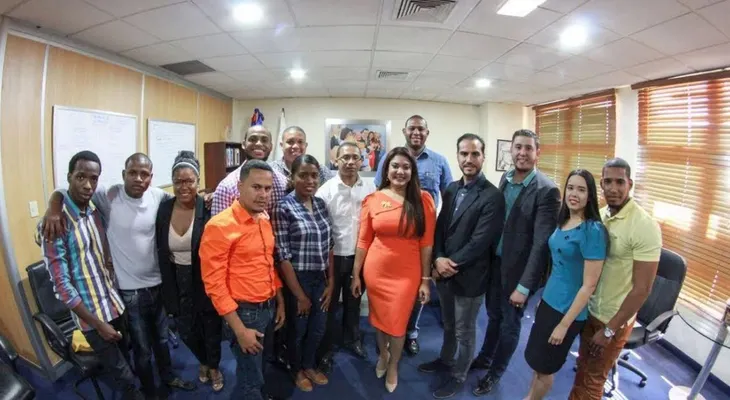 Ministerio de la Juventud enviará a 15 jóvenes dominicanos a España a capacitarse en programa de emprendimiento e innovación social