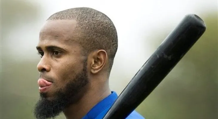 Apresan a José Reyes por abuso contra su esposa