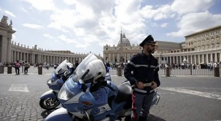 Presuntos terroristas planearon atacar el Vaticano  
