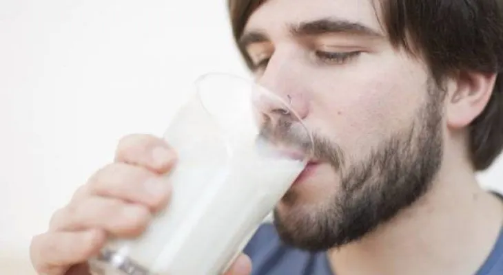 ¡Cuidado! 5 alimentos dañinos para el pene de tu chico