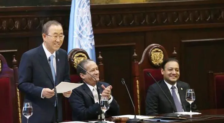 Muy pocos entendieron discurso de Ban Ki-moon, porque el Congreso no usó traductores