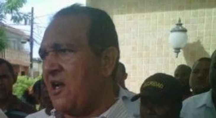 Antonio Marte rechaza decreto que crea Instituto del Transporte