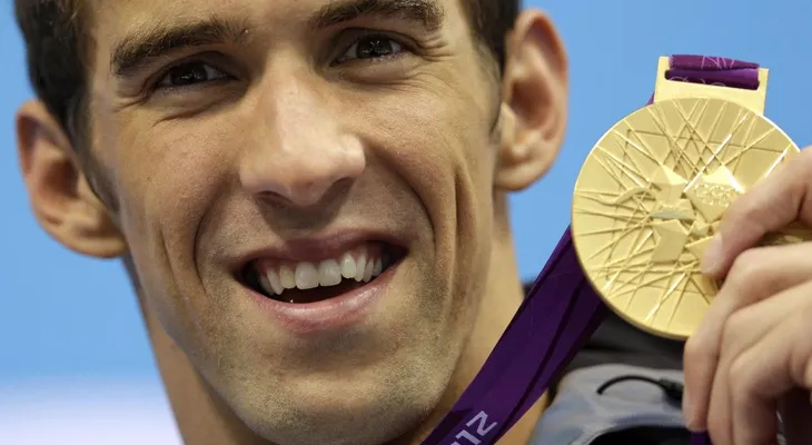 La insólita cantidad que nadador Michael Phelps debe pagar de impuestos por sus medallas
