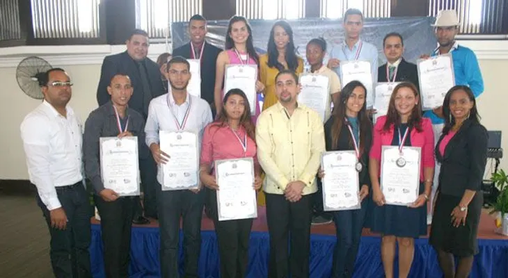 Celebran por todo lo alto Premio a la Excelencia Juvenil Juan Pablo Duarte 2016