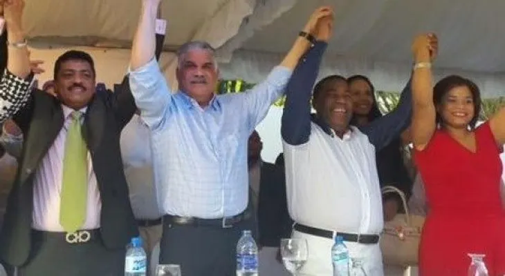 Posesionan a Tony Peña Guaba secretario general PRD