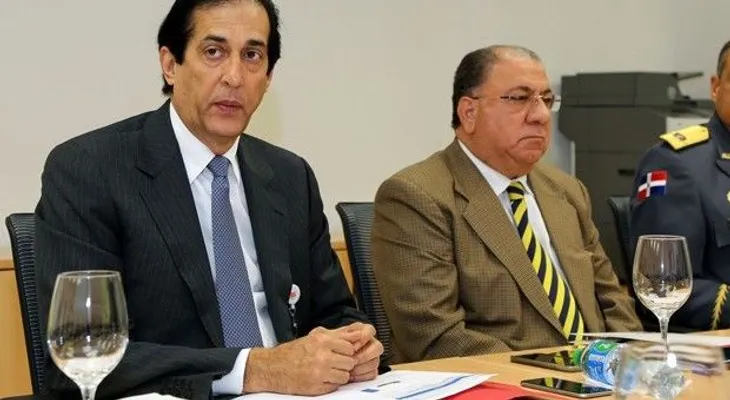 Montalvo afirma que telefónicas  no ayudan a sacar teléfonos "macos"