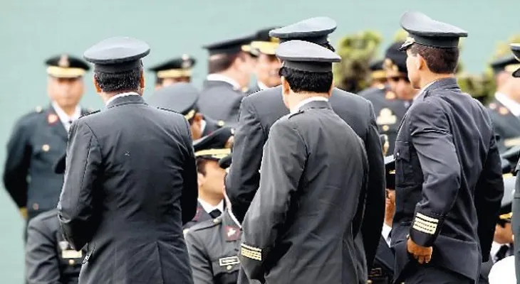 Denuncian un hermano jefe de la PN, vendía ascenso