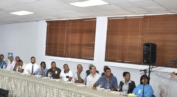 Migración clausura taller de apoyo al Plan Nacional de Regularización de Extranjeros 