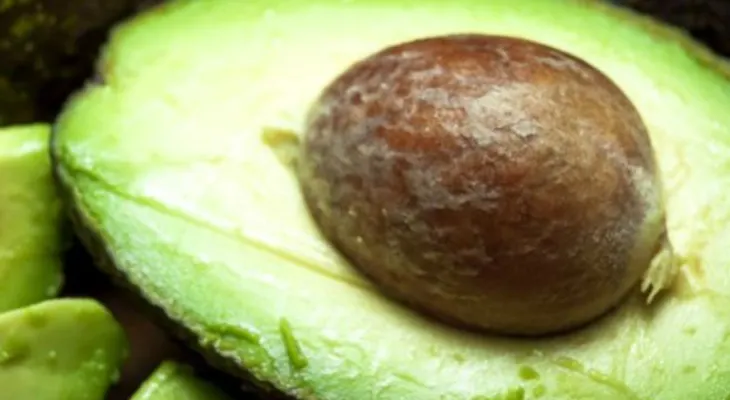 Conoce 3 trucos caseros para madurar aguacate rápidamente