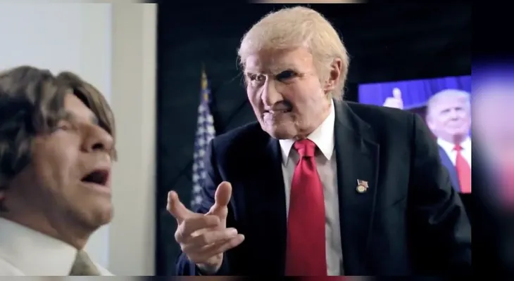 Donald Trump quiere deportar a Eugenio Derbez ... en la más reciente parodia del comediante