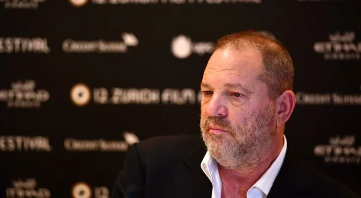 Harvey Weinstein bajo arresto en una investigación de violación