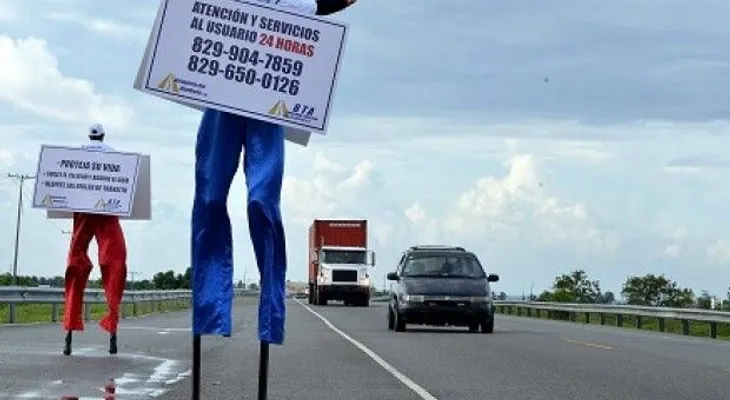 Realizan operativo preventivo en dos autopistas por Día de Las Mercedes