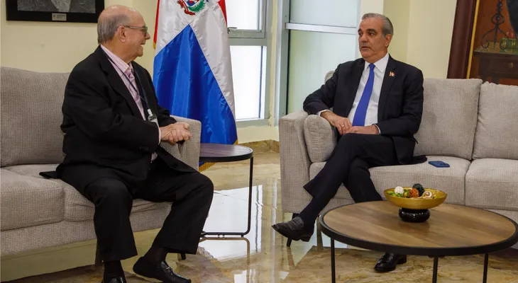 Presidente Abinader visitará este viernes al expresidente HM para continuar diálogo nacional sobre Haití