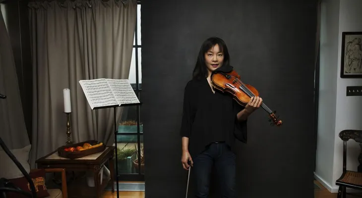 Un Stradivarius robado en 1980, una tienda de remate, la mano del FBI y una mujer con un talento sobrenatural