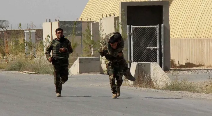 Gobierno: fuerzas afganas recuperan la ciudad de Kunduz