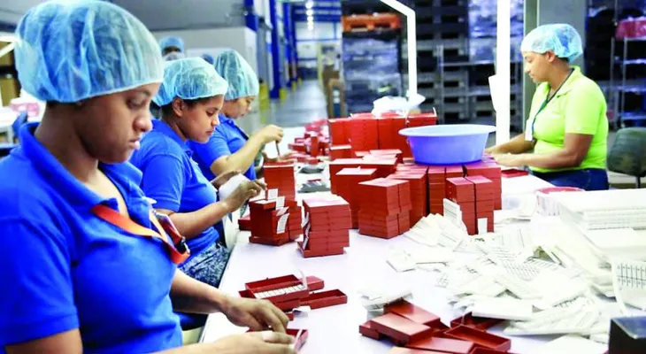 OIT: mujeres ganan 18% menos que los hombres en el mundo