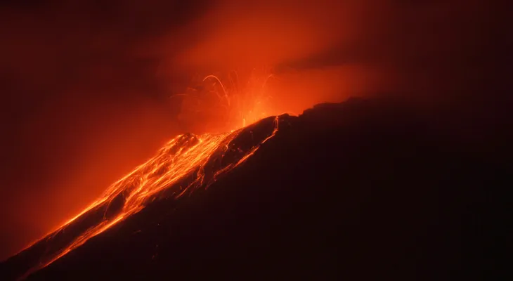 Alerta naranja en Ecuador por posible erupción del volcán Tungurahua