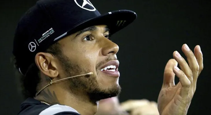 Hamilton, el más rápido en los primeros entrenamientos libres en Silverstone