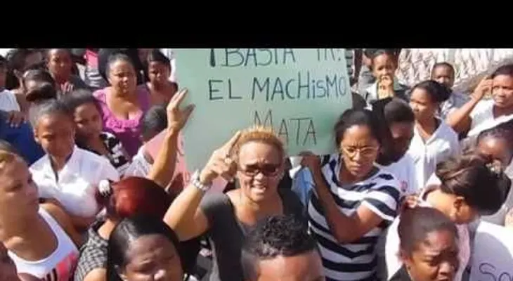 "No me mate por favor", le rogó mujer a policía que la violó y le quitó la vida (VIDEO)