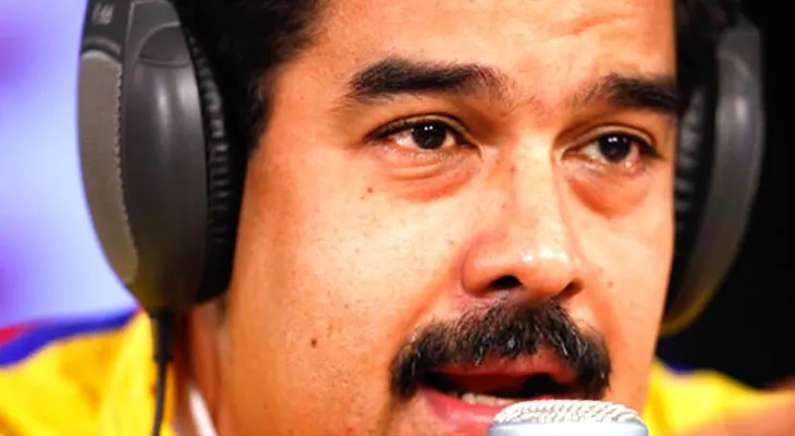 Maduro no se graduó de Bachiller 