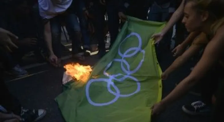 Policía detiene al menos 35 personas en protesta contra JJOO en Sao Paulo