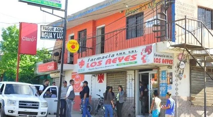 Cierran negocios y apresan a 7 por medicinas falsas