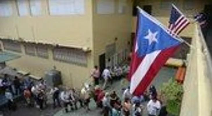 Puerto Rico vota en primarias demócratas