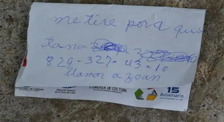 Hombre se lanza al mar Caribe, alegadamente porque su pareja lo dejó
