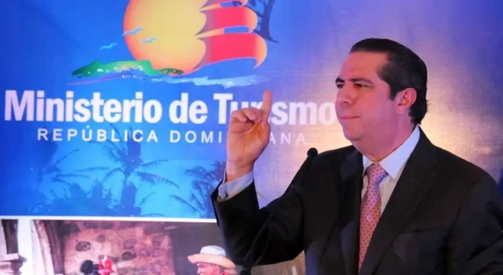 Ministerio Turismo suspende contratos y colocación de publicidad en medios comunicación