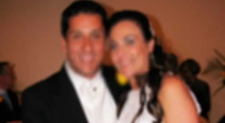 Esposo demanda a su mujer al verla sin maquilllaje la noche de luna miel 