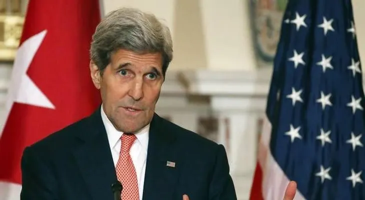 John Kerry estuvo a punto de provocar un incidente internacional por montar en bicicleta