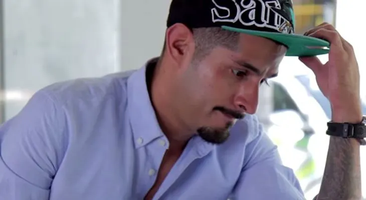 Video: Joven hispano se cambia su nombre y le llueven ofertas de trabajos 