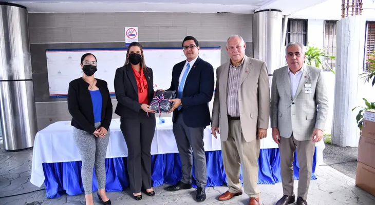 Salud Pública entrega 1 millón de mascarillas a la Dirección General de Servicios Penitenciarios, para continuar protección frente a COVID-19