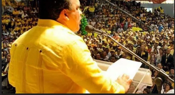 Políticos buscando el Voto de La Fe