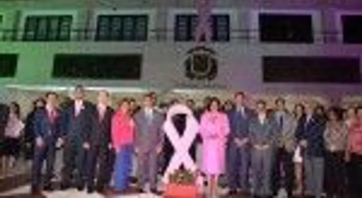 Cristina Lizardo inicia campaña de prevención del cáncer