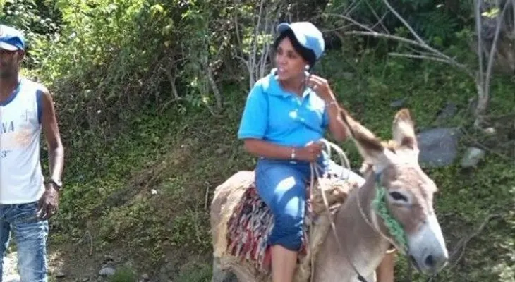 JCE documenta más de 3 mil menores; acude en burros y caballos a comunidades lejanas