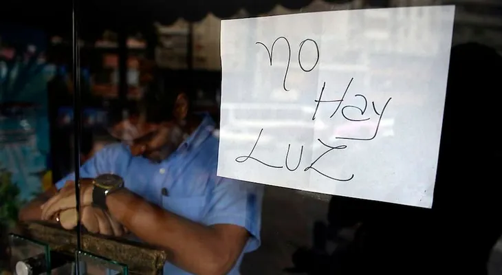 Racionamiento eléctrico en Venezuela: "No podemos seguir viviendo así"