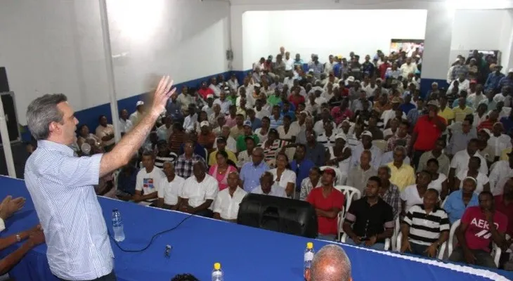 Luis Abinader visita Cotuí 