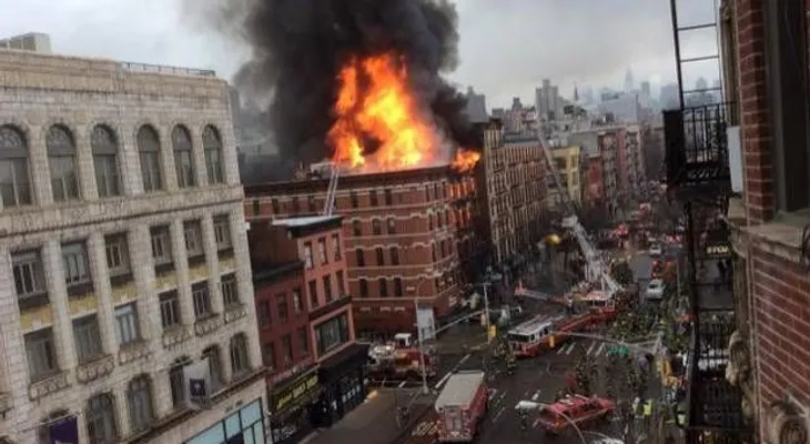 Manhattan: 25 heridos por explosión (VIDEO)