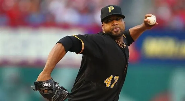 Liriano permite solo dos hits en blanqueada