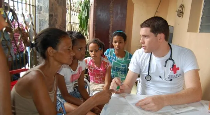 Realizan operativo médico en sector Villa María