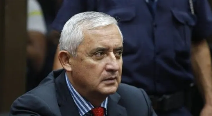 Expresidente guatemalteco espera que juez no lo mande a la cárcel