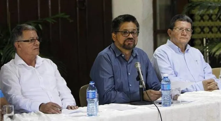 FARC insisten en rechazar plebiscito para la paz