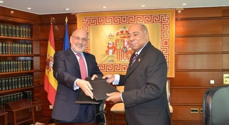 TC de RD presenta obra sobre nacionalidad en España y firma acuerdo con alta corte